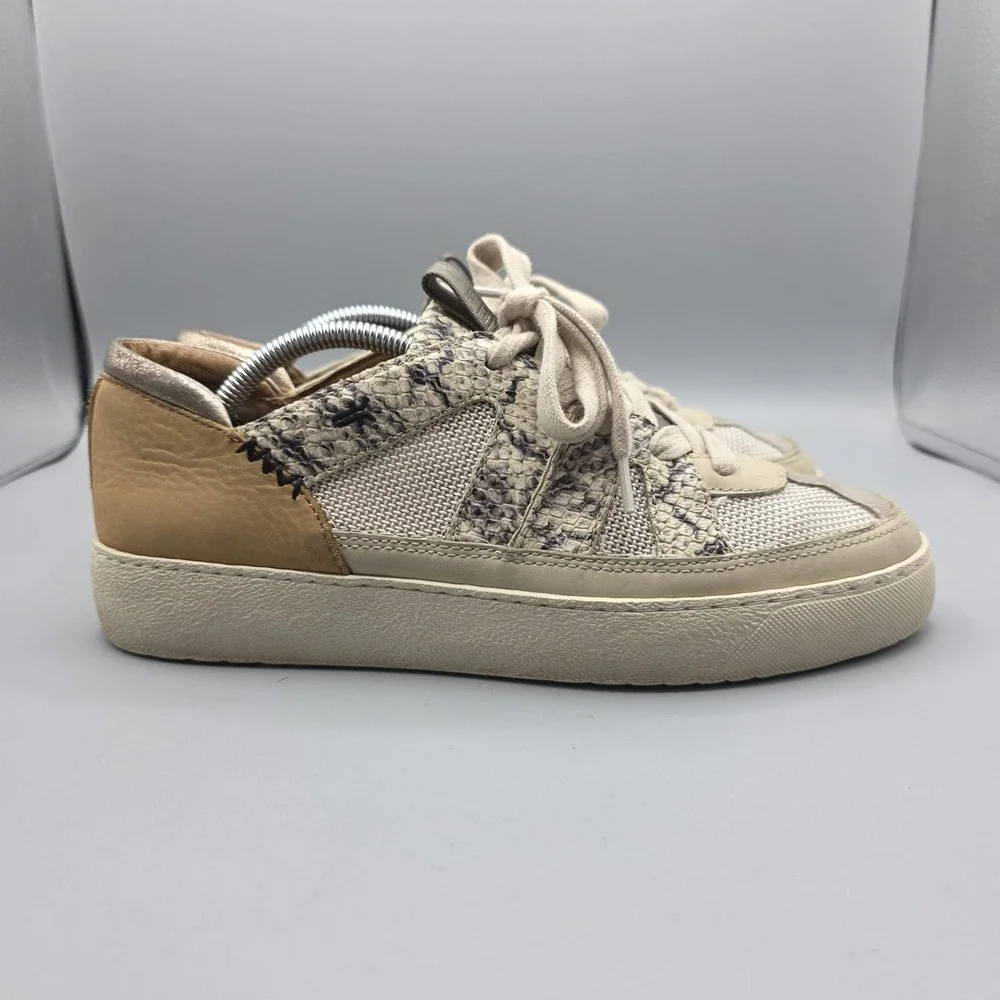 Frye Webster Sneakers Womens 8.5 Beige Leather Platform Snake Print Low Top Shoe